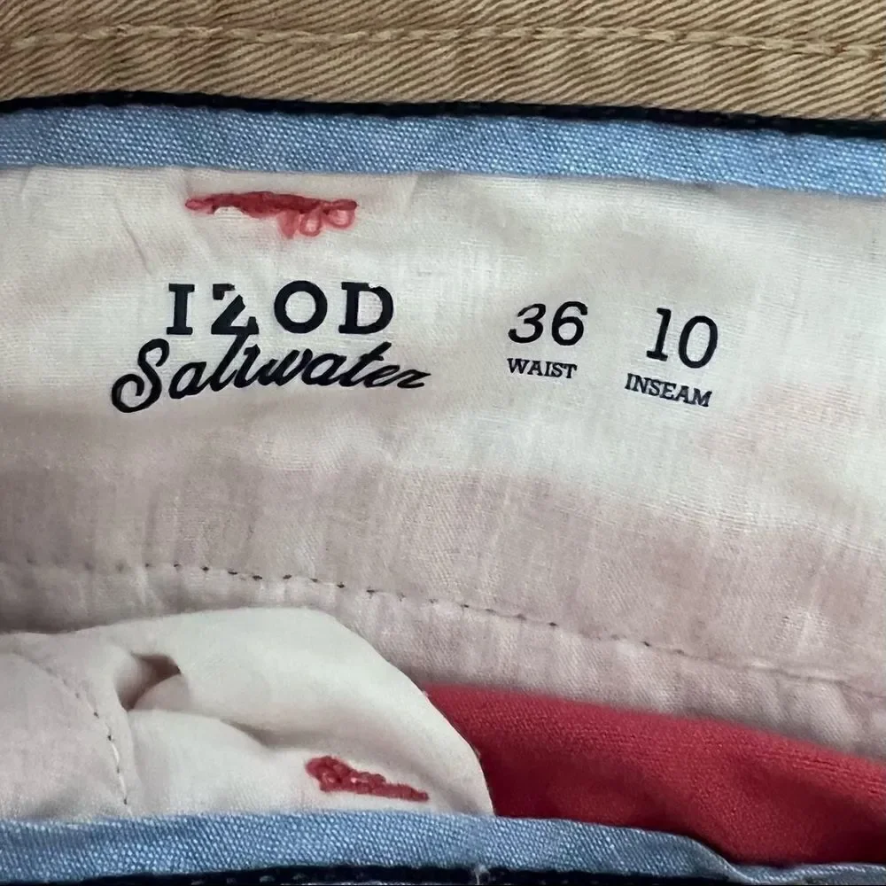 Izod Saltwater Flatfront Red Anchor Mens 36 Shorts